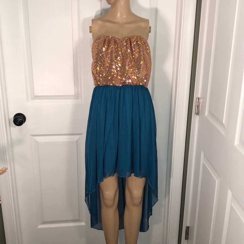City Triangles Gold & Green Dress. 5